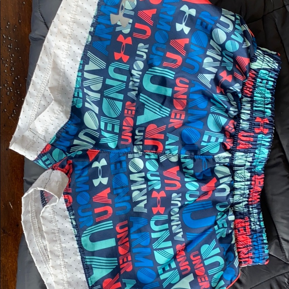 Running shorts